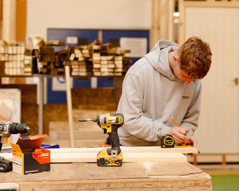 Construction wood 04