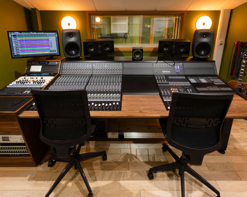 Higher Education Music Studio 2025 07